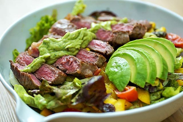 Happy Monday and it’s time for another entry in Cindy’s recipes series. . This time around we are presenting a nice light salad with a double protein add-on – Steak & Avocado Salad w/ Caesar Dressing. . https://www.aravilla.ca/steak-and-avocado-salad-with-caesar-dressing/ . Enjoy this hearty salad with a twist – extra fresh tomatoes and avocado provide a nice clean base and steak and hard-boiled eggs make this salad a meal in itself. Cindy’s homemade caesar dressing adds an extra punch. . Join us aboard ARAVILLA for this and more exquisite cuisine!